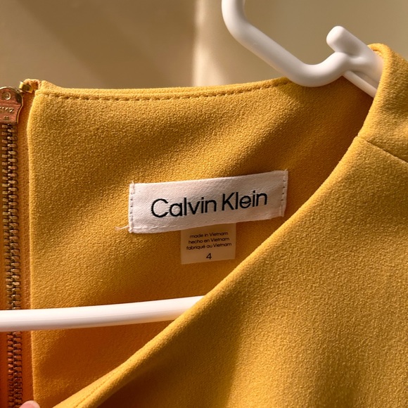 Size 4 Calvin dress - Picture 2 of 3